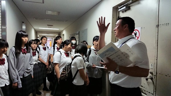 医療看護専攻1年生 大阪府赤十字センター見学 Baikaダイアリー 梅花中学校 梅花高等学校