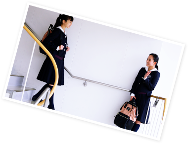 制服 | 学校生活 | 梅花中学校 梅花高等学校
